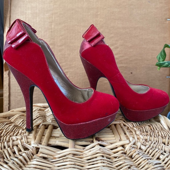 Qupid red stiletto heels with glittery accents - Picture 5 of 8